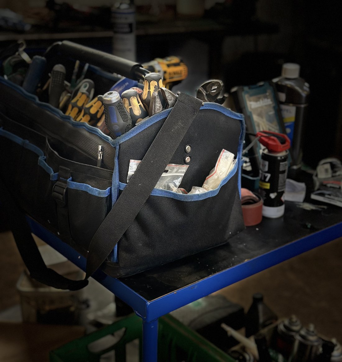 værksted, bovpropel, maritim, autoriseret, motor, originale, reservedele, butik, service, reparation, påhængsmotor, indenbordsmotor, Volvo, Penta, mercury, garmin, Mercruiser, suzuki, navigationsudstyr, ekkolod, motoreftersyn, frostsikring, bådmekaniker,